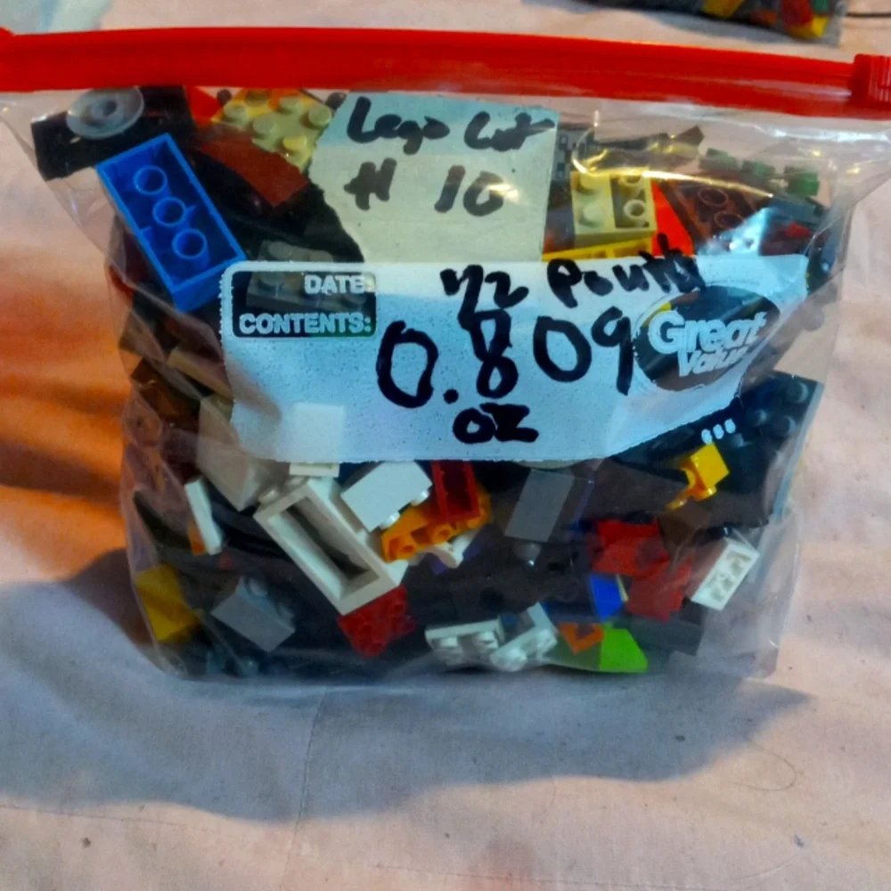 Lego lot 10 mixed lot of Legos